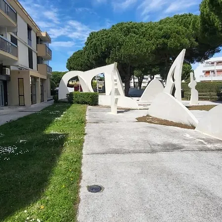 Cabestan Air-conditioned Marina Opposite The Shops Near The North Lejlighed
